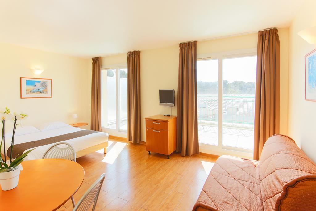 Inter-Hotel Sea Side Park Villeneuve-Loubet Εξωτερικό φωτογραφία