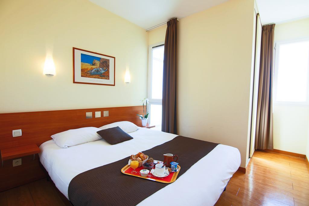 Inter-Hotel Sea Side Park Villeneuve-Loubet Εξωτερικό φωτογραφία