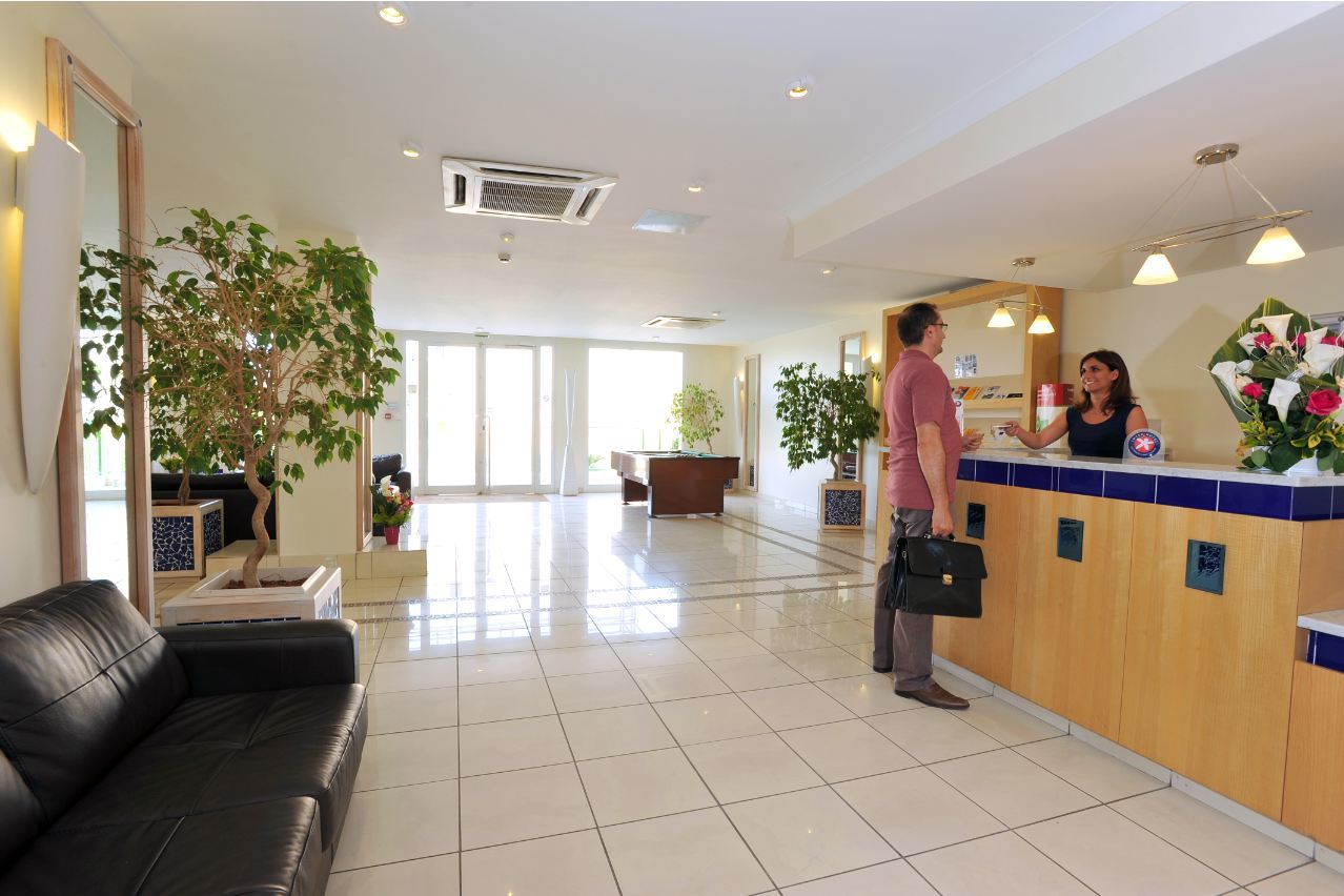 Inter-Hotel Sea Side Park Villeneuve-Loubet Εξωτερικό φωτογραφία